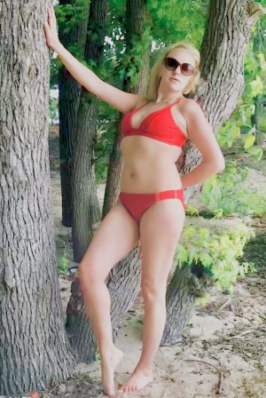 Naidy escort girl in Perry Hall